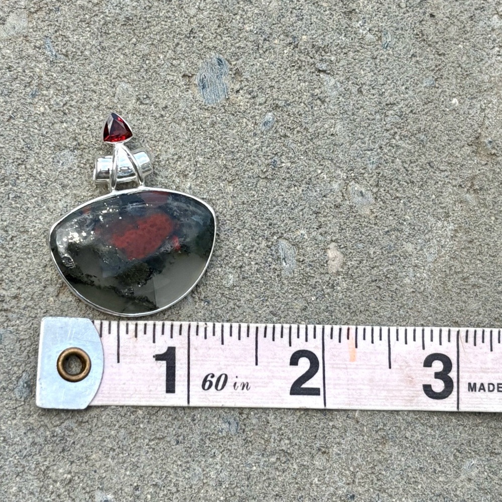 Bloodstone & Garnet Necklace - Picture 12 of 13